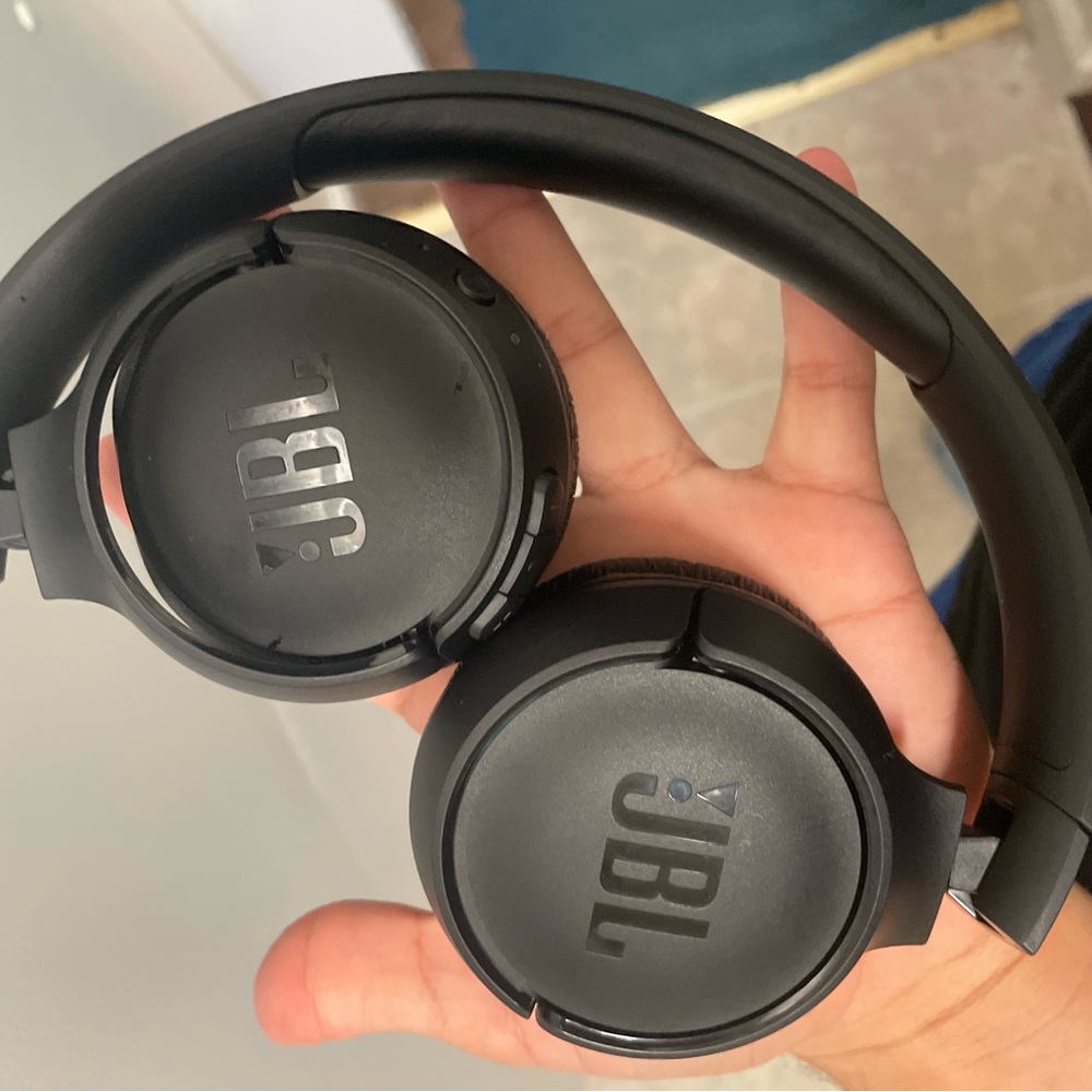 JBL Over-Ear Black Headphones